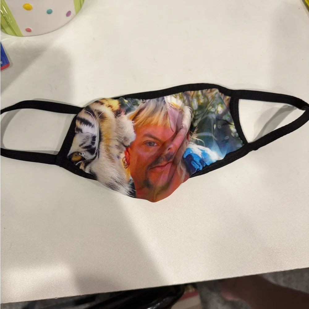 Joe Exotic Face Mask – Tiger‎ King Inspired